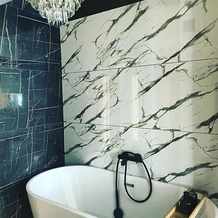 Lux Dabic 1 * Novi Sad