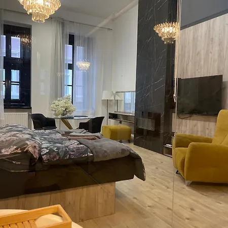 Lux Dabic 1 Novi Sad